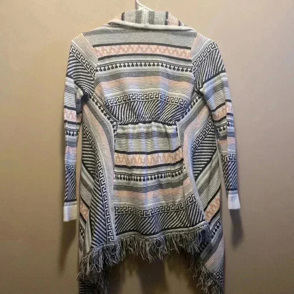 Sweater - Picture 6 of 7